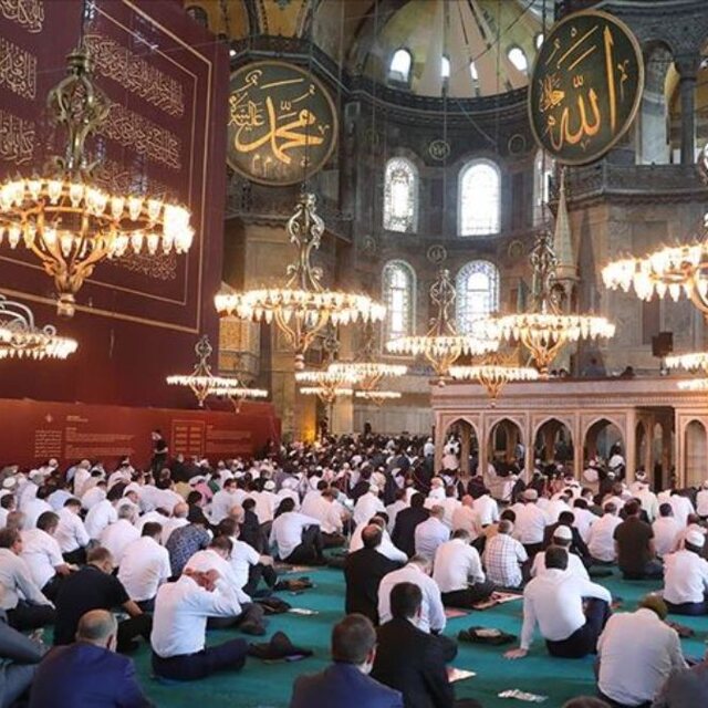 Bursa Cuma namazı saati kaçta?