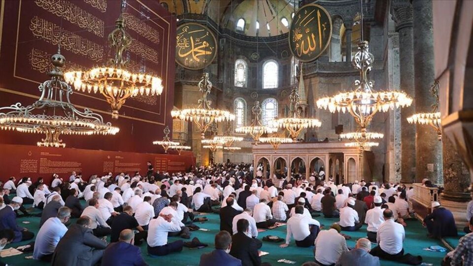 Bursa Cuma namazı saati kaçta?