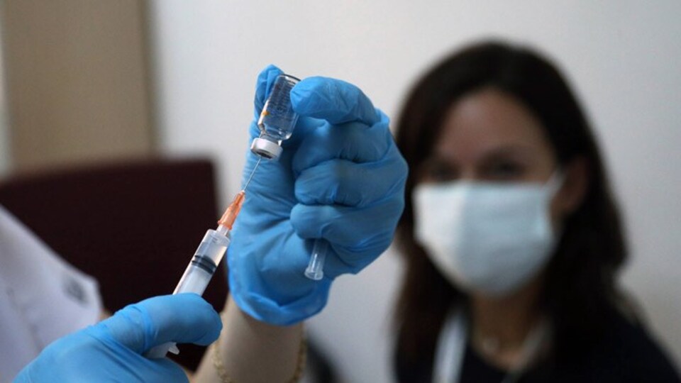 Korona aşısının yan etkileri var mı?