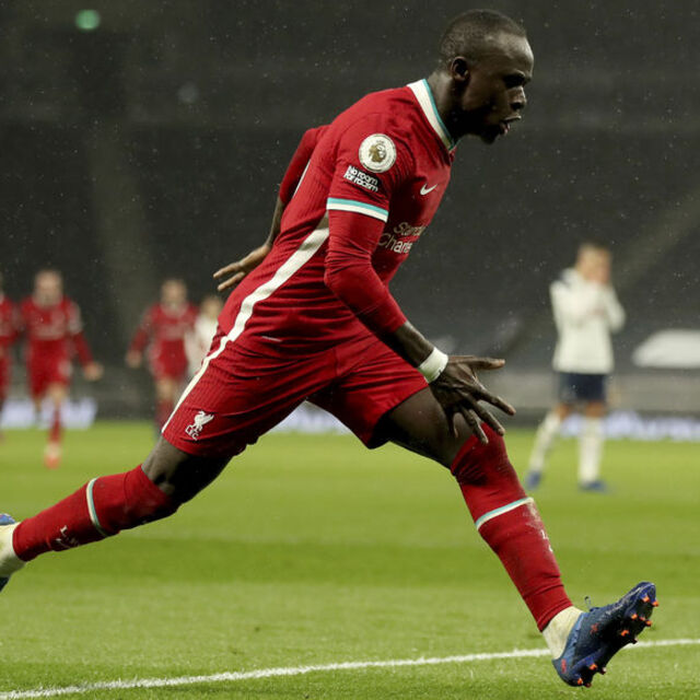 Liverpool, Tottenham'a şans tanımadı