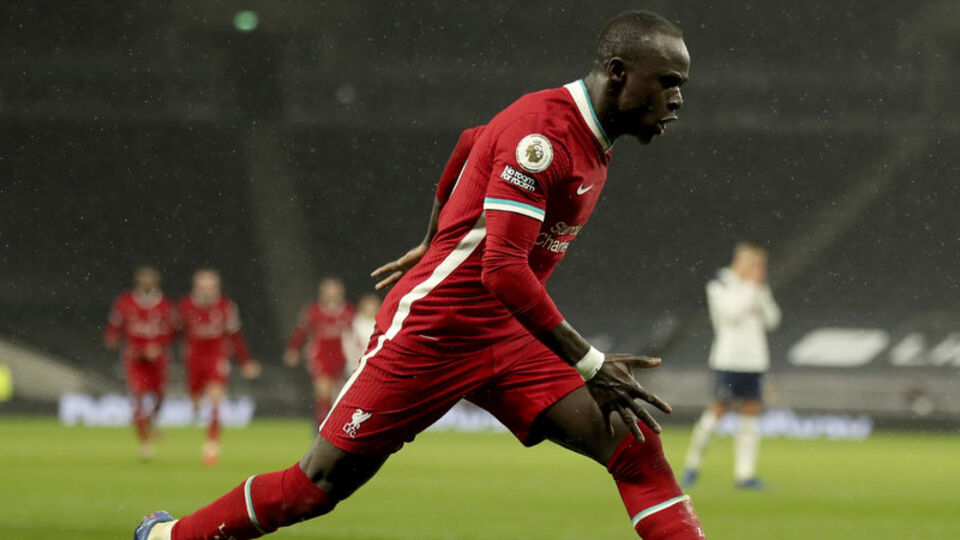 Liverpool, Tottenham'a şans tanımadı