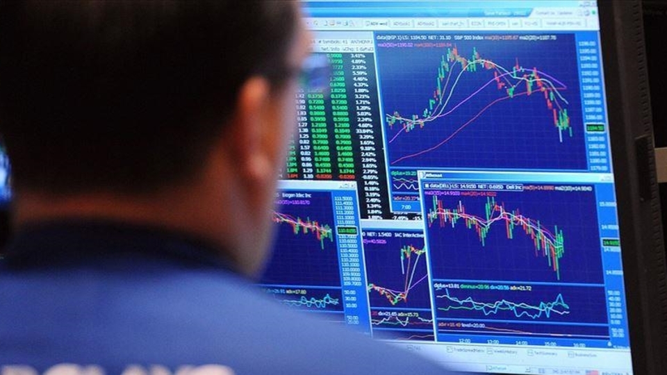 Piyasalarda karışık seyir