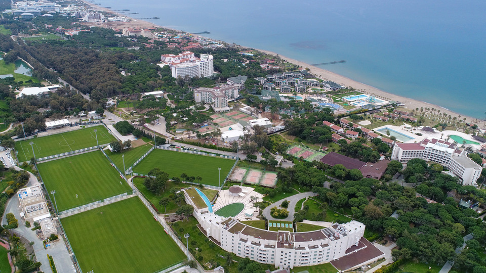 Yerli turiste dövizle oda satılabilecek