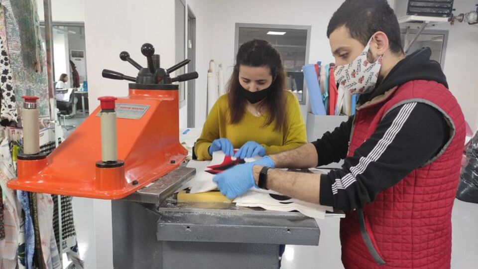 Koronavirüsü öldüren maske ürettiler