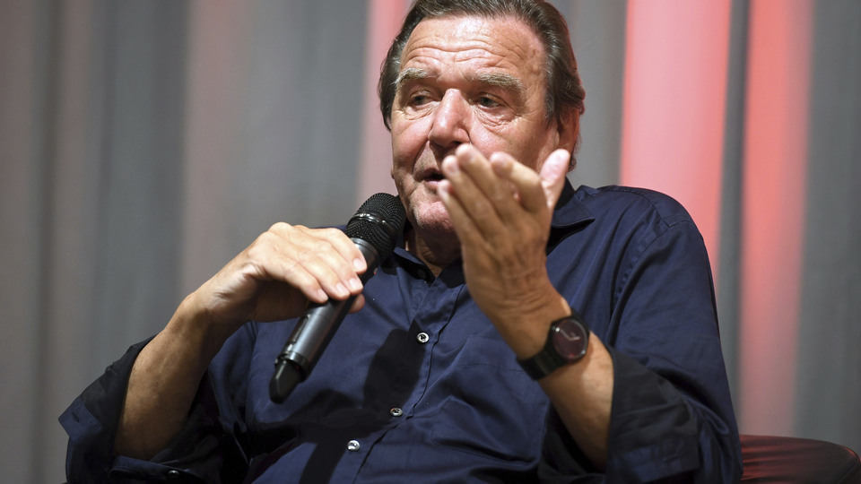 Schröder'den AB'ye Türkiye çağrısı!