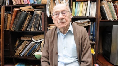 Cahit Kayra vefat etti