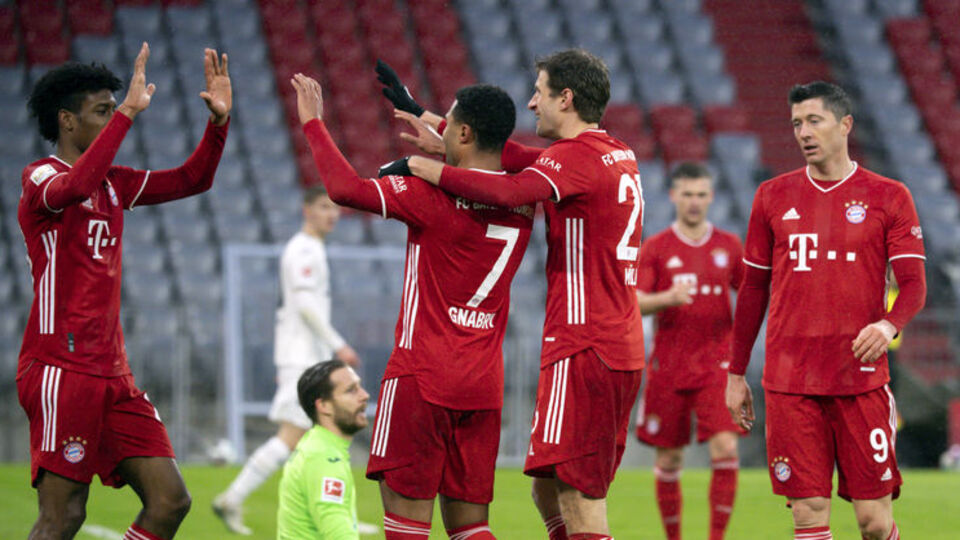 Bayern, Hoffenheim'ı farklı geçti