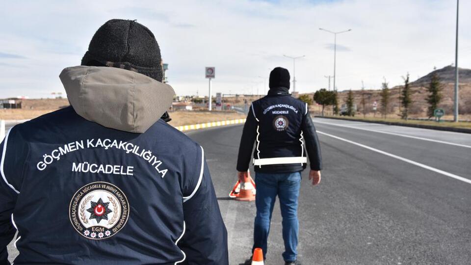 2 bin 475 aranan şüpheli yakalandı!