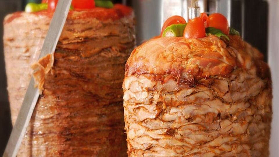 Et ve tavuk dönerde şoke eden hile!