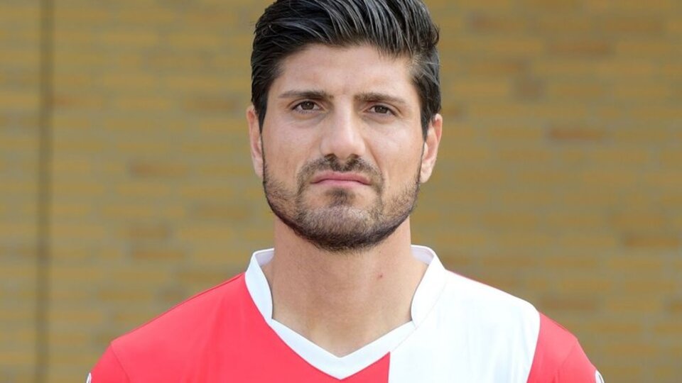 Survivor Barış kimdir?