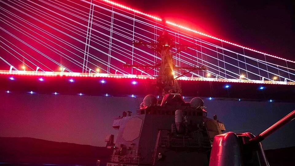 ABD gemisinden İstanbul Boğazı paylaşımı!