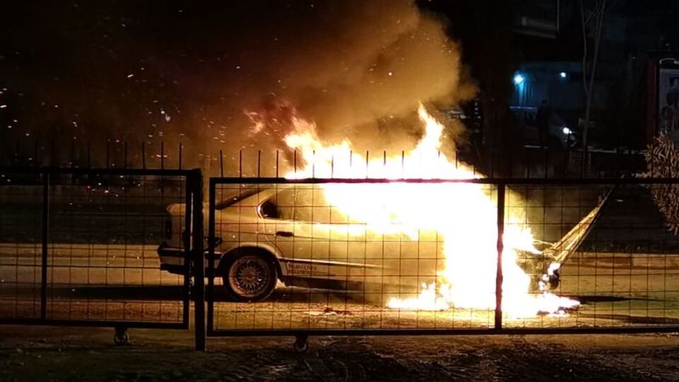 Alev topuna döndü! Korkunç anlar