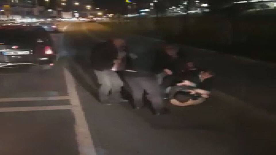 Önce kaza sonra taksiciye feci darp!