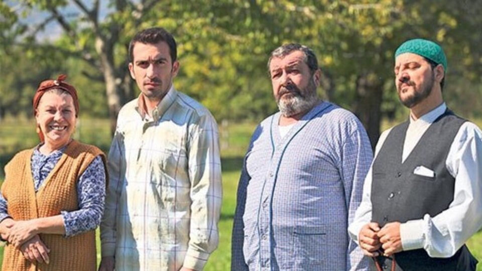 Çarşı Pazar filmi oyuncuları kimler?