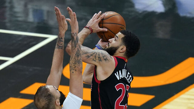 VanVleet'in 54 sayısı galibiyeti getirdi