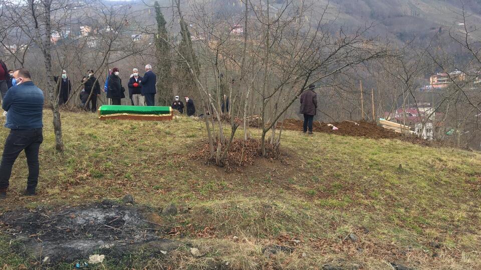 Cenazeler karışınca karantinaya alındılar!