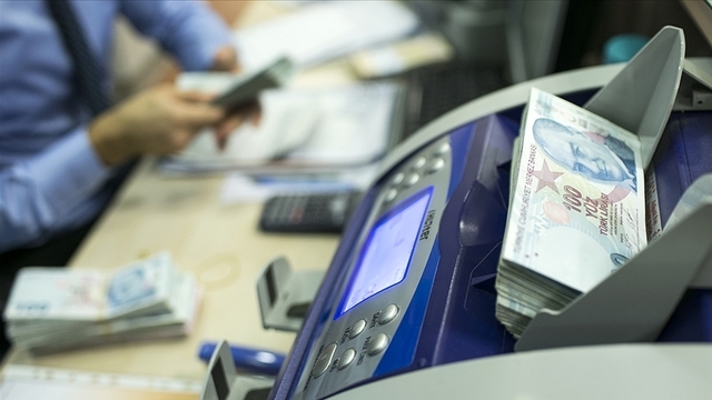 Bankacılık sektörünün mevduatı azaldı