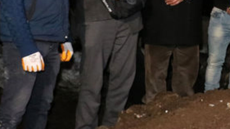 Almanya'da karıştırılan cenazeler yakınlarına teslim edildi