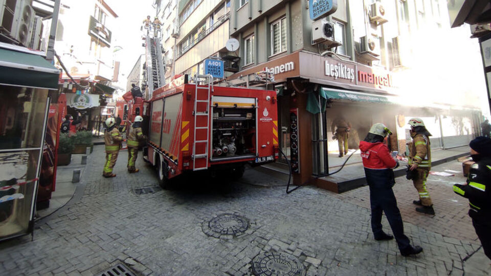 Beşiktaş'ta korkutan yangın!