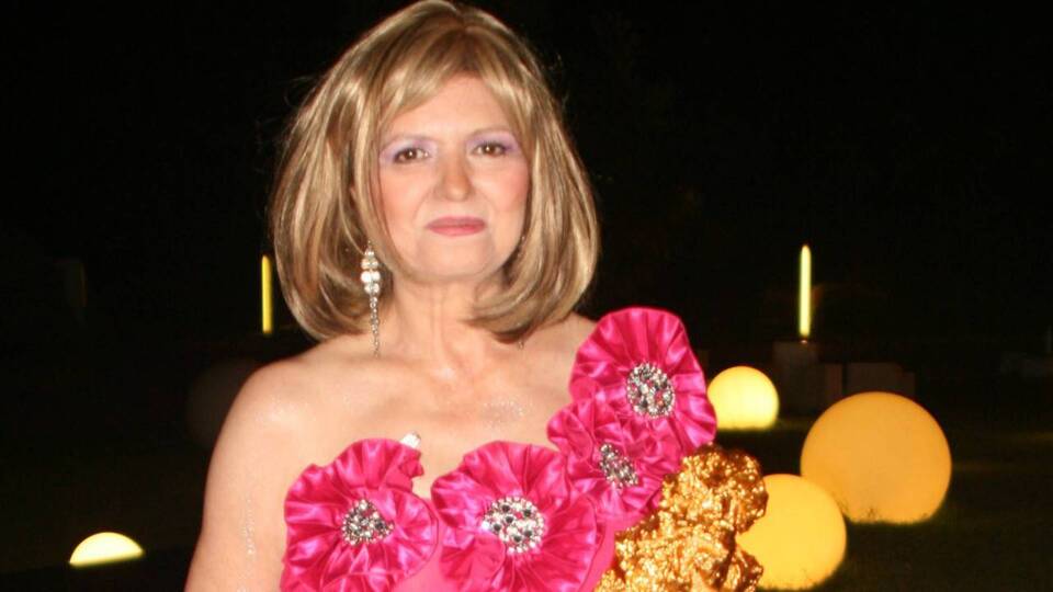 Gülden Karaböcek kimdir?