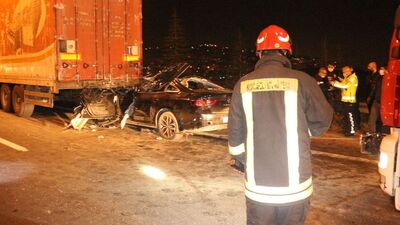 Otomobil kağıt gibi yırtıldı!