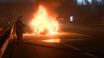 Haliç Köprüsü'nde otomobil yangını