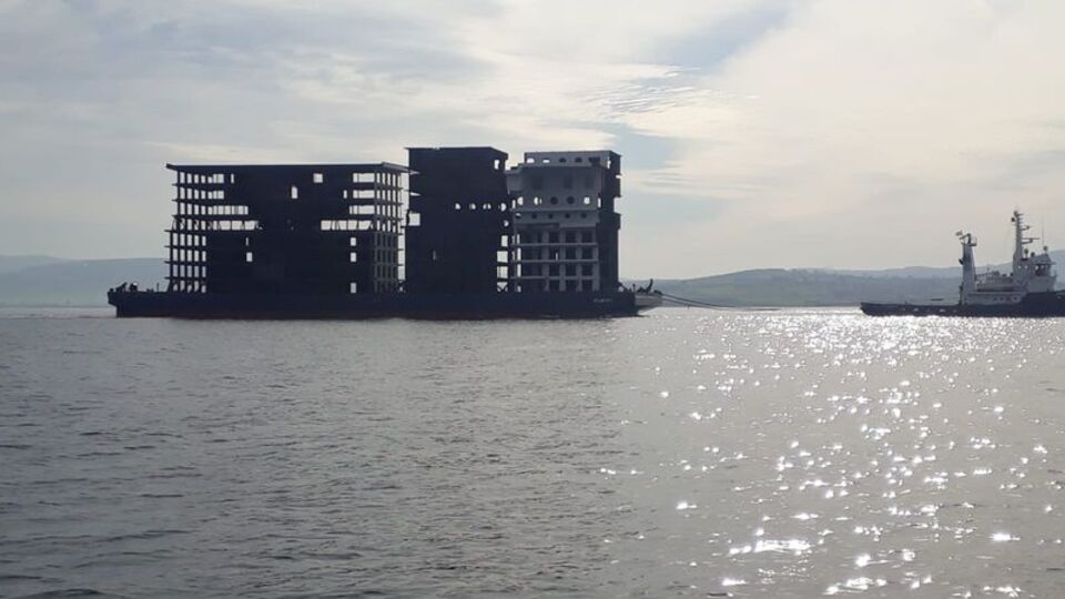 Atlantis X Çanakkale Boğazı'ndan geçti