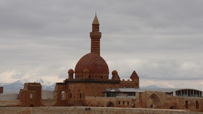 Yapımı 99 yıl sürdü