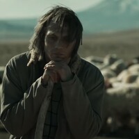 Yamaç Geyikli Gece şiirini okudu!