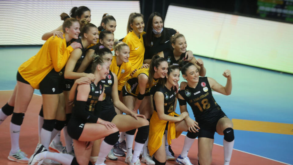 Filedeki derbiyi VakıfBank kazandı