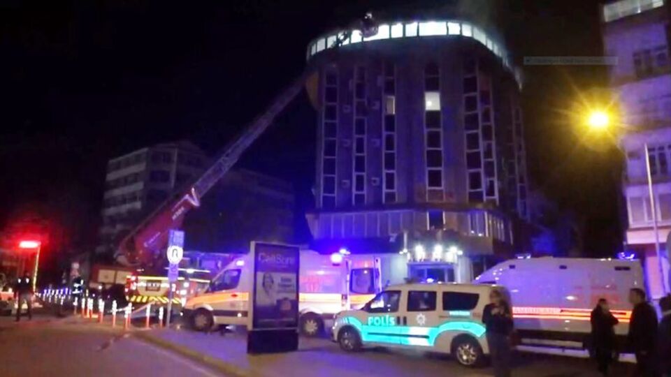 Aksaray'da otel yangını: 1 ağır yaralı