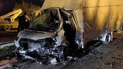 Kafa kafaya facia kamerada