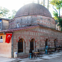 İlk cami orada inşa edildi