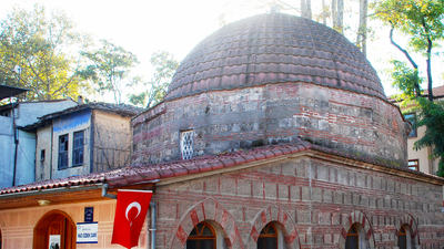 İlk cami orada inşa edildi