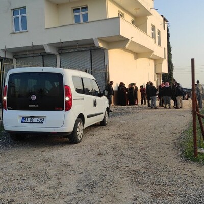 Tartıştığı eşine kurşun yağdırdı!