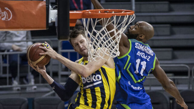 Fenerbahçe Beko, TOFAŞ'a yenildi