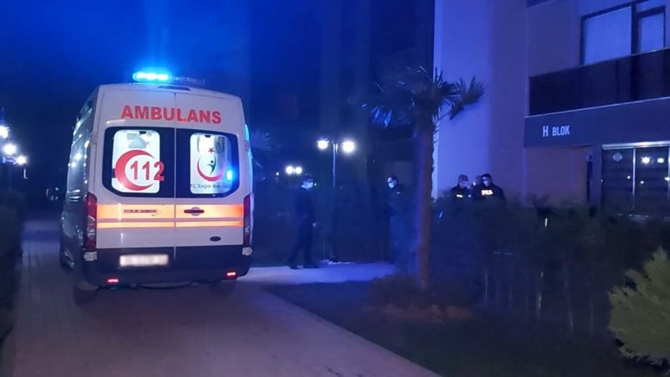 Silahını temizlerken kendini vurdu