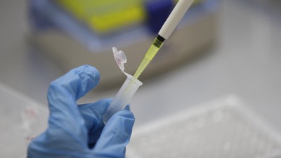 Yerli aşı için tarih verdi!