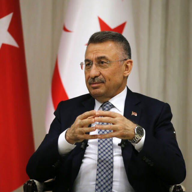 "Kıbrıs'ta iki ayrı devleti konuşabiliriz"