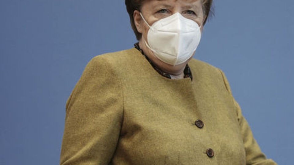 Merkel, korona tedbirlerini savundu