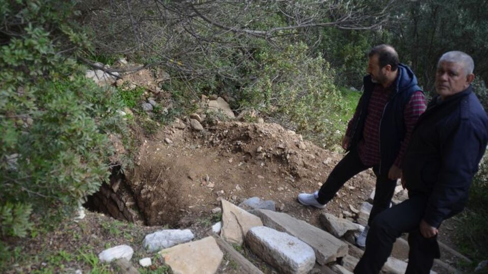 3 bin 500 yıllık antik kenti talan ettiler!