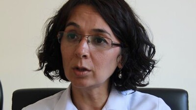 Bilim Kurulu Üyesi: Okulların açılması ötelenecek