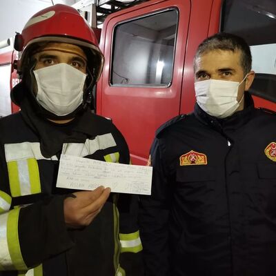 Çocuklardan itfaiyecilere tebessüm ettiren not