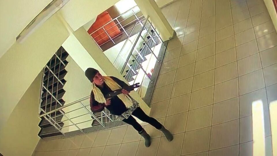 Barakası yıkılan kadın pompalıyla dehşet saçtı!