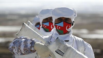 Dosta güven verip düşmana korku saldılar!