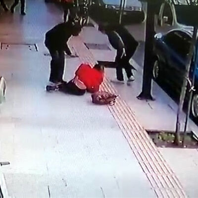 Kapıyı üzerine kilitleyen abisine sinirlenip balkondan atladı