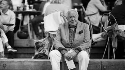 Edebiyatçı Demir Özlü hayatını kaybetti