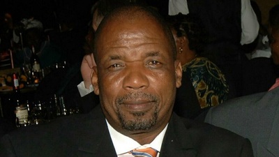 Boks ikonu Mnguni vefat etti