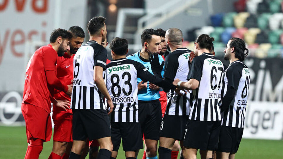 Altay, 8 hafta sonra play-off dışında