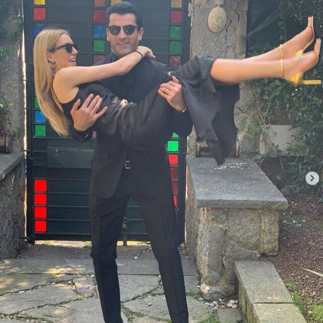 Sinem ile Kenan'ın 14 Şubat pozları